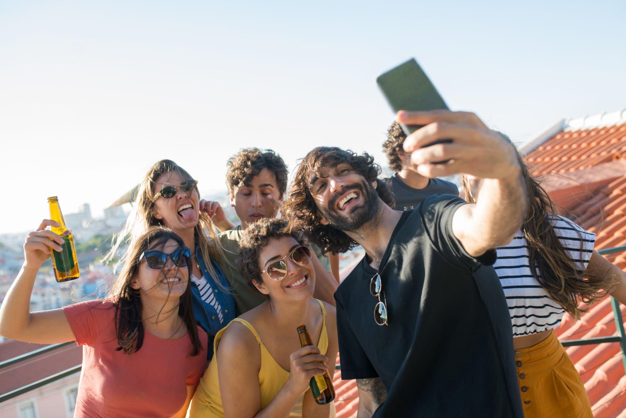 Festive photo guide - Step 2: Elevating your composition.